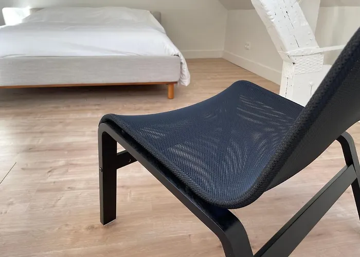 Cozy Apartment Near City Center